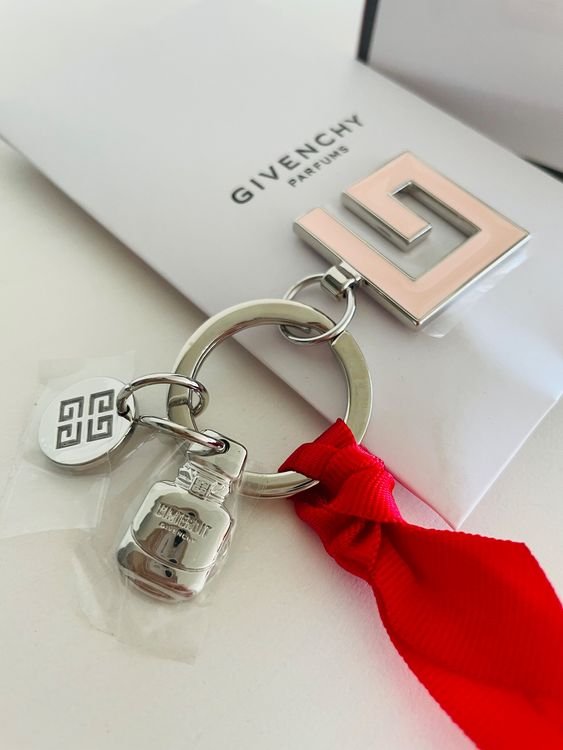 Gadget Portachiavi Givenchy - Profumo Web
