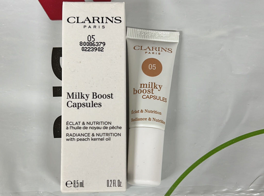 Clarins Tubetto Milky Boost Capsules Liquido  8,5ml Tester - Profumo Web