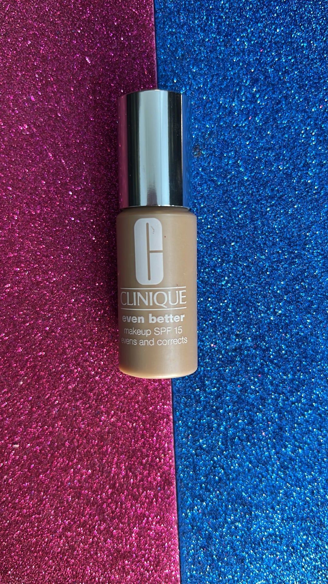 Mini Size Clinique Fondotinta Anti-Macchie Even Better SPF15 Tester 8ml - Profumo Web