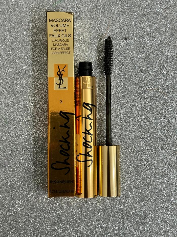 MASCARA VOLUME EFFECT FAUX CILS SHOCKING TESTER