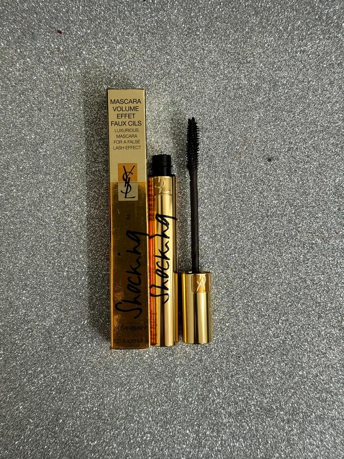 MASCARA VOLUME EFFECT FAUX CILS SHOCKING TESTER