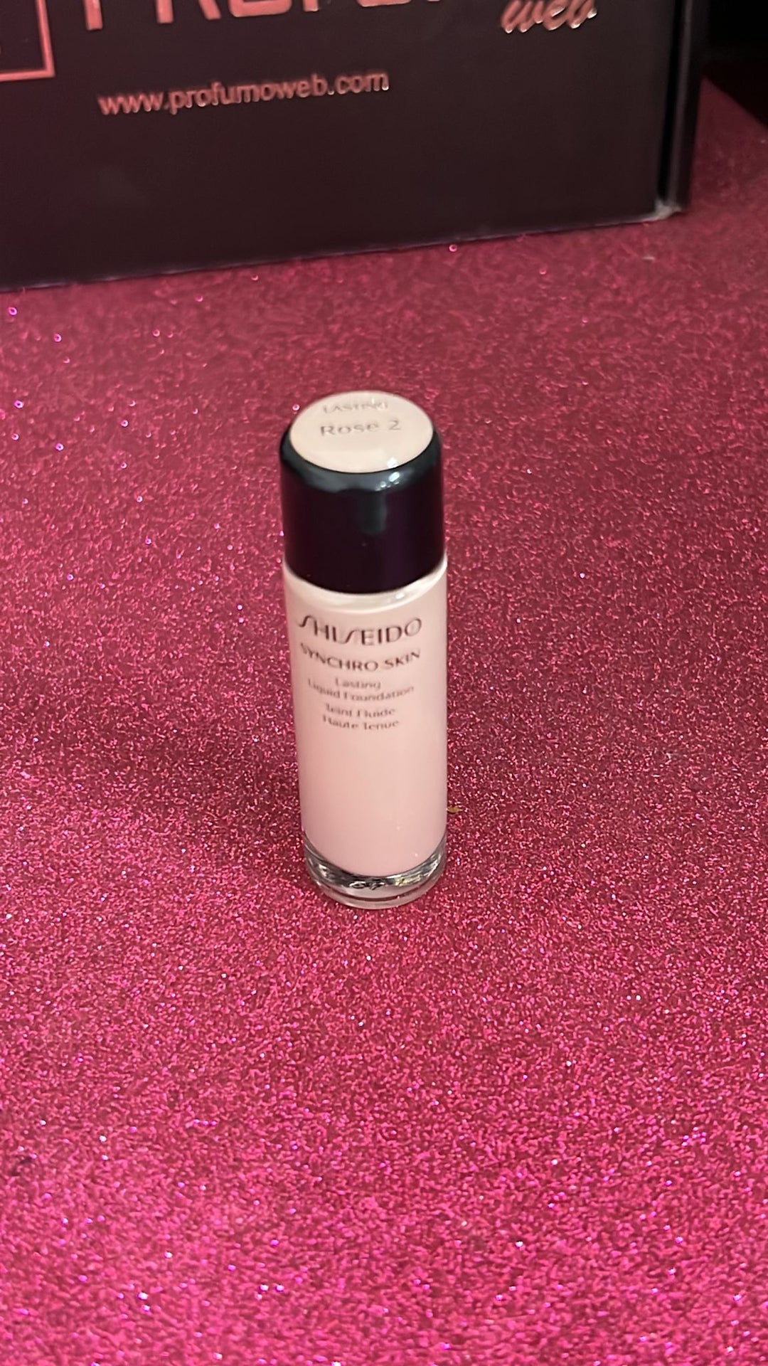 Fondotinta Shiseido Synchro Skin Lasting Foundation 10ml - Profumo Web