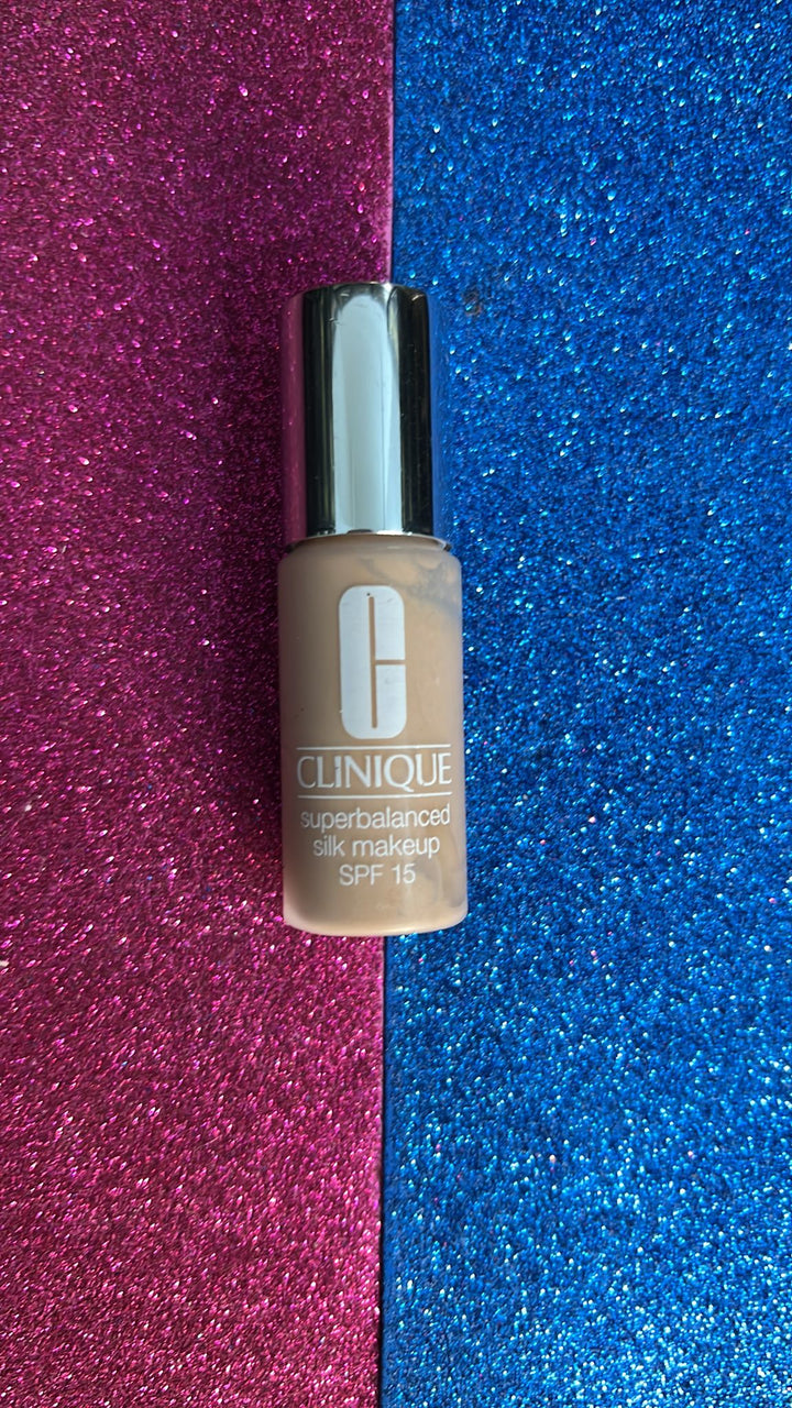 Mini Size Clinique Fondotina Superbalanced Silk Makeup SPF15 8ml Tester - Profumo Web